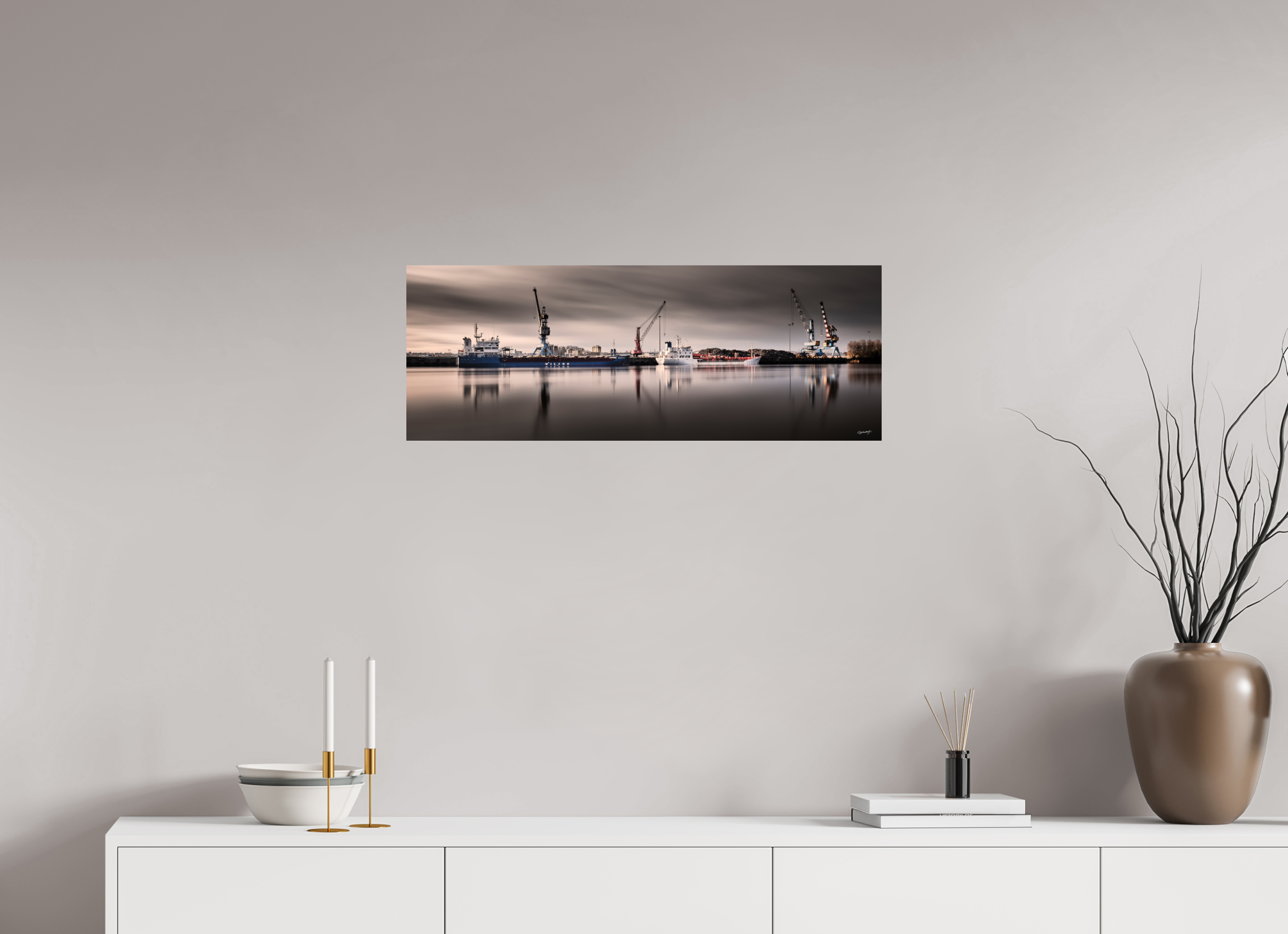 81,3 x 30 cm, TIRAGE PHOTO CONTRECOLLÉ SUR SUPPORT ALUMINIUM ROCHE-MAURICE, NANTES