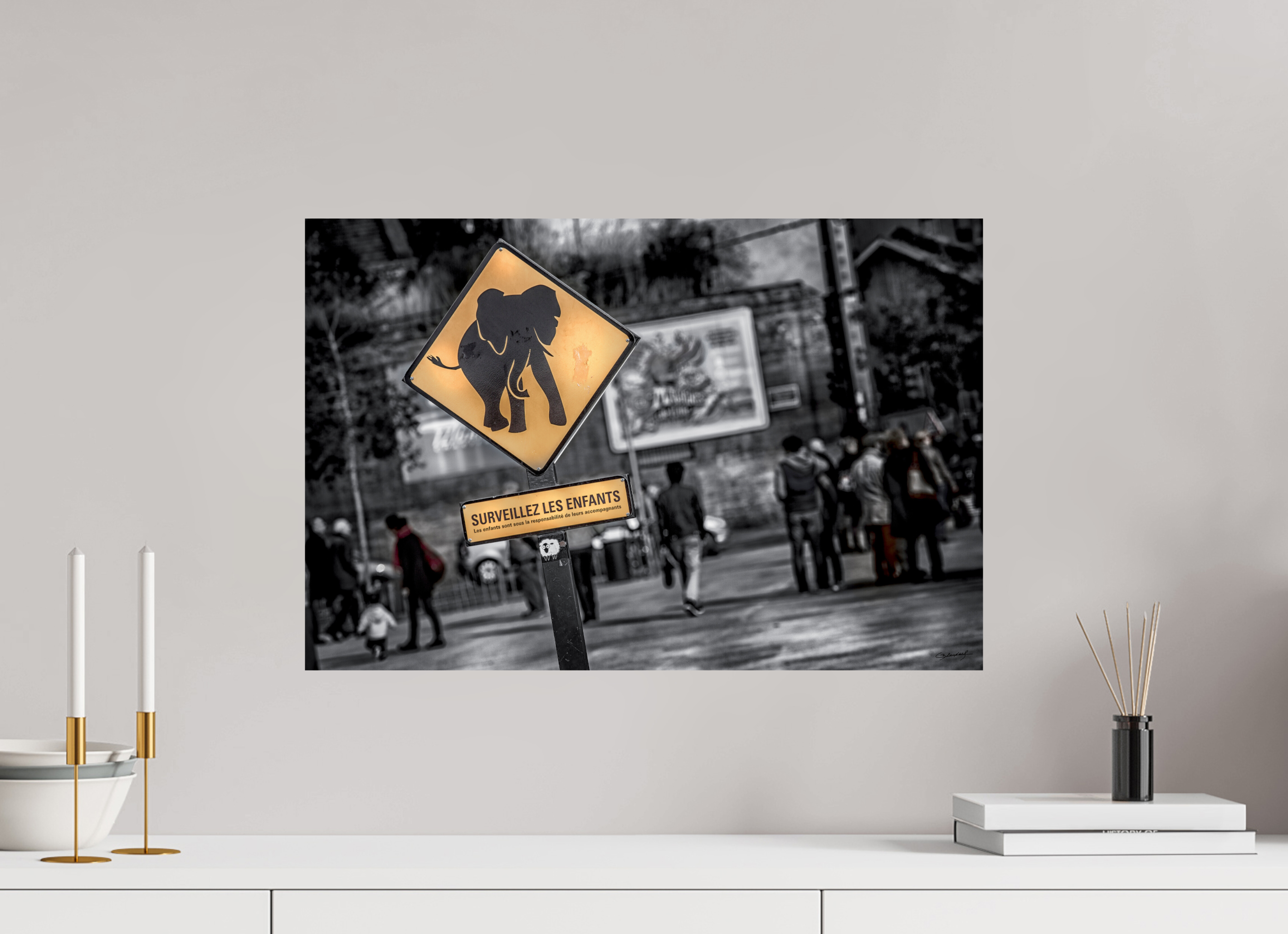 60 x 40 cm, TIRAGE PHOTO SUR FUJI CRYSTAL DP II SURVEILLEZ LES ENFANTS - Nantes