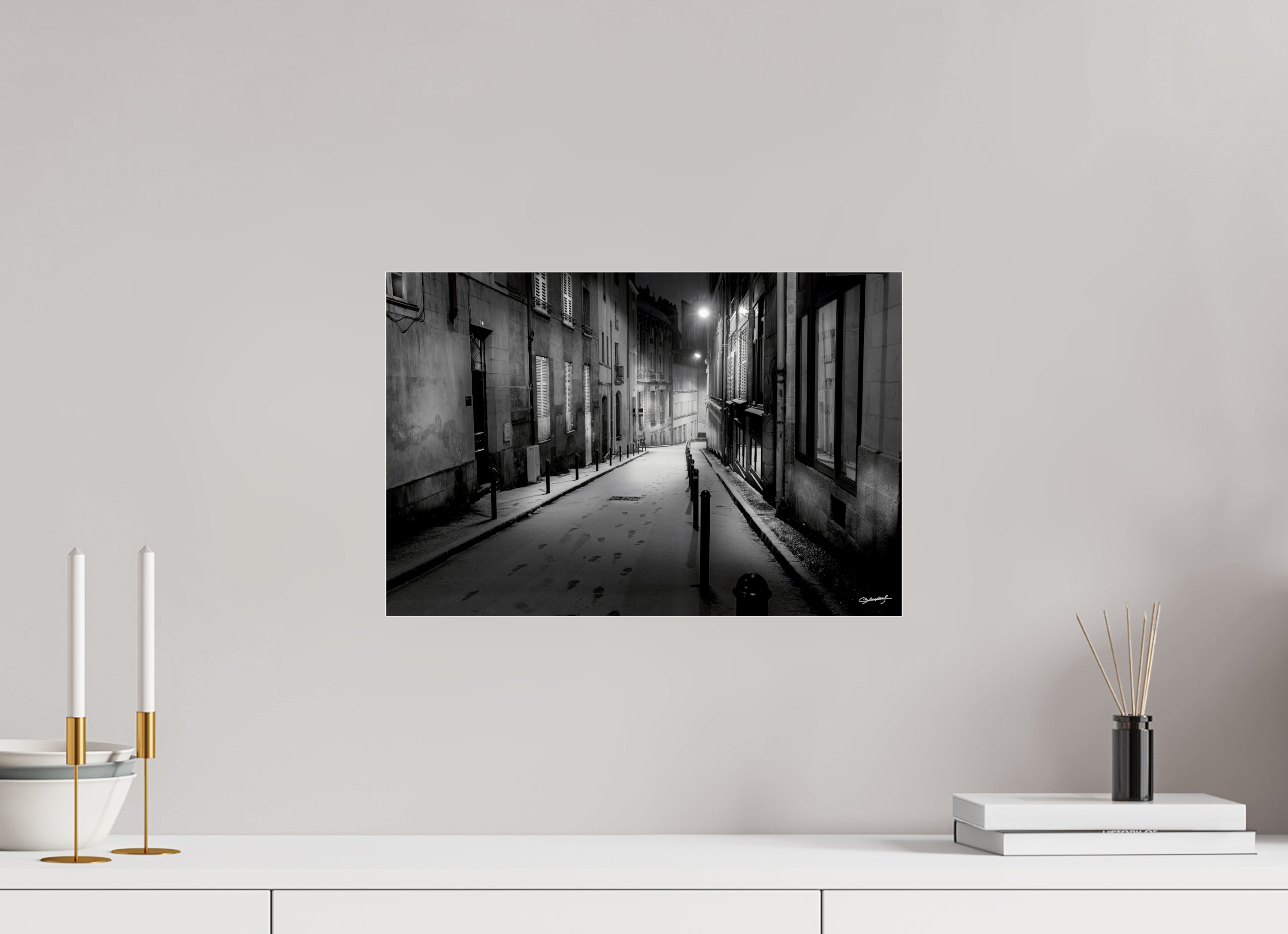 45 x 30 cm, TIRAGE PHOTO SOUS PLEXI BRILLANT RUE DU PUITS D'ARGENT - Nantes