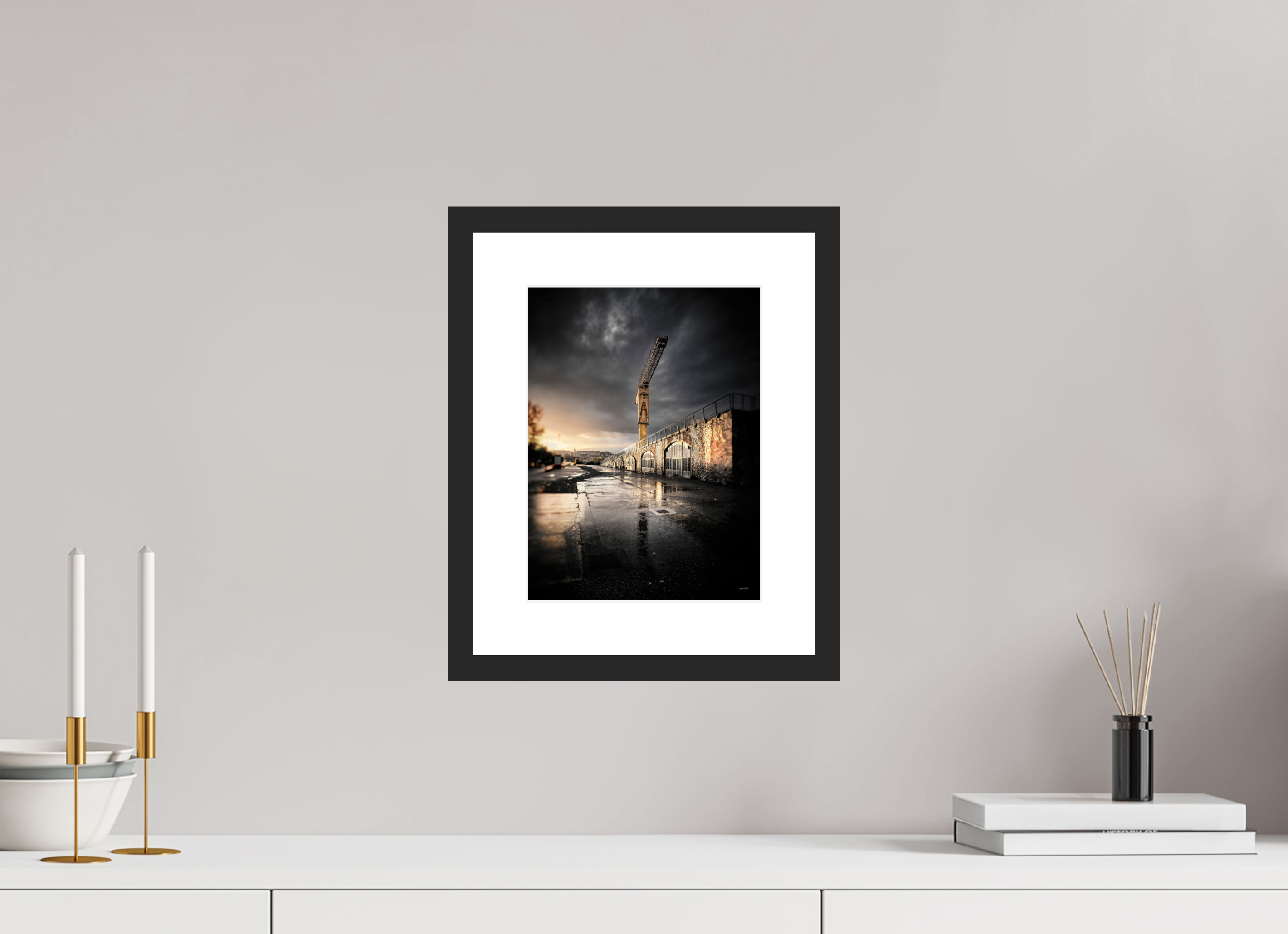 21 x 28 cm, CADRE GALERIE AVEC PASSE-PARTOUT ORAGE ET GRUE - Nantes