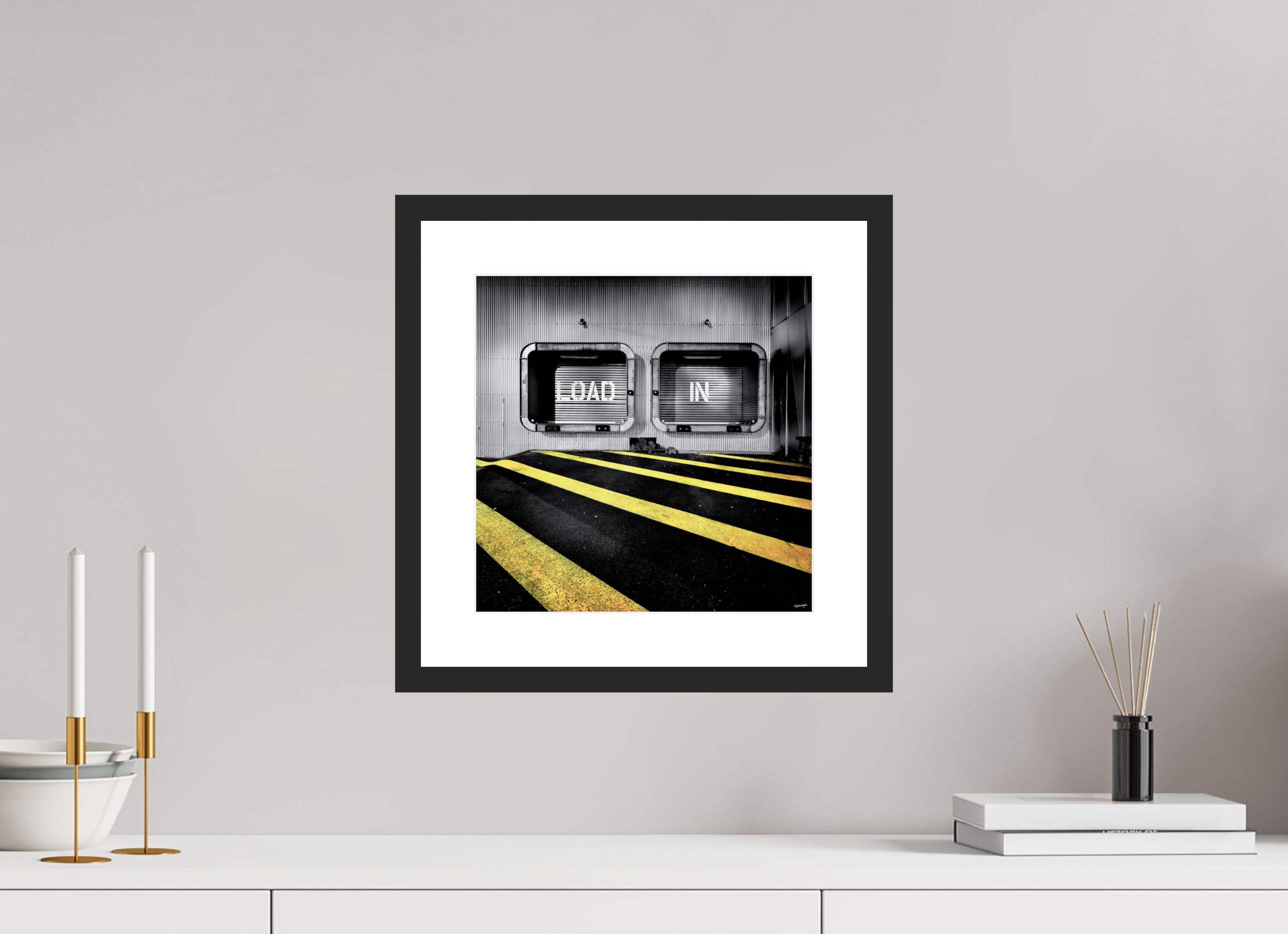 30 x 30 cm, CADRE GALERIE AVEC PASSE-PARTOUT LOAD IN - Nantes