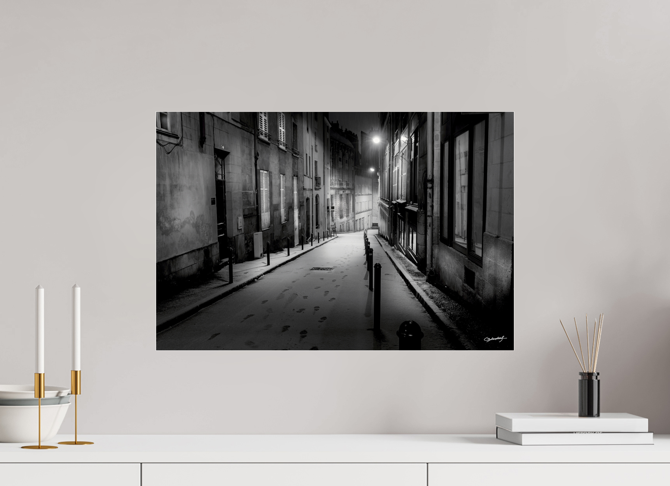 60 x 40 cm, TIRAGE PHOTO SOUS PLEXI BRILLANT RUE DU PUITS D'ARGENT - Nantes
