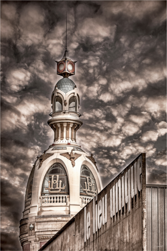 Main image TOUR LU ET LIEU UNIQUE - Nantes