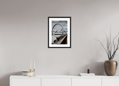 30 x 45 cm, CADRE GALERIE AVEC PASSE-PARTOUT LES ANNEAUX - Nantes