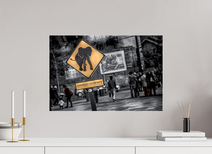 60 x 40 cm, TIRAGE PHOTO SOUS PLEXI BRILLANT SURVEILLEZ LES ENFANTS - Nantes