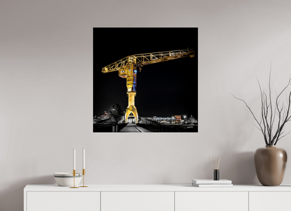 80 x 80 cm, TIRAGE PHOTO SUR FUJI CRYSTAL DP II LA GRUE JAUNE DE NUIT - Nantes