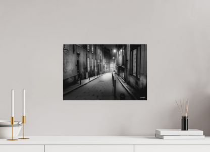 45 x 30 cm, TIRAGE PHOTO SOUS PLEXI MAT RUE DU PUITS D'ARGENT - Nantes
